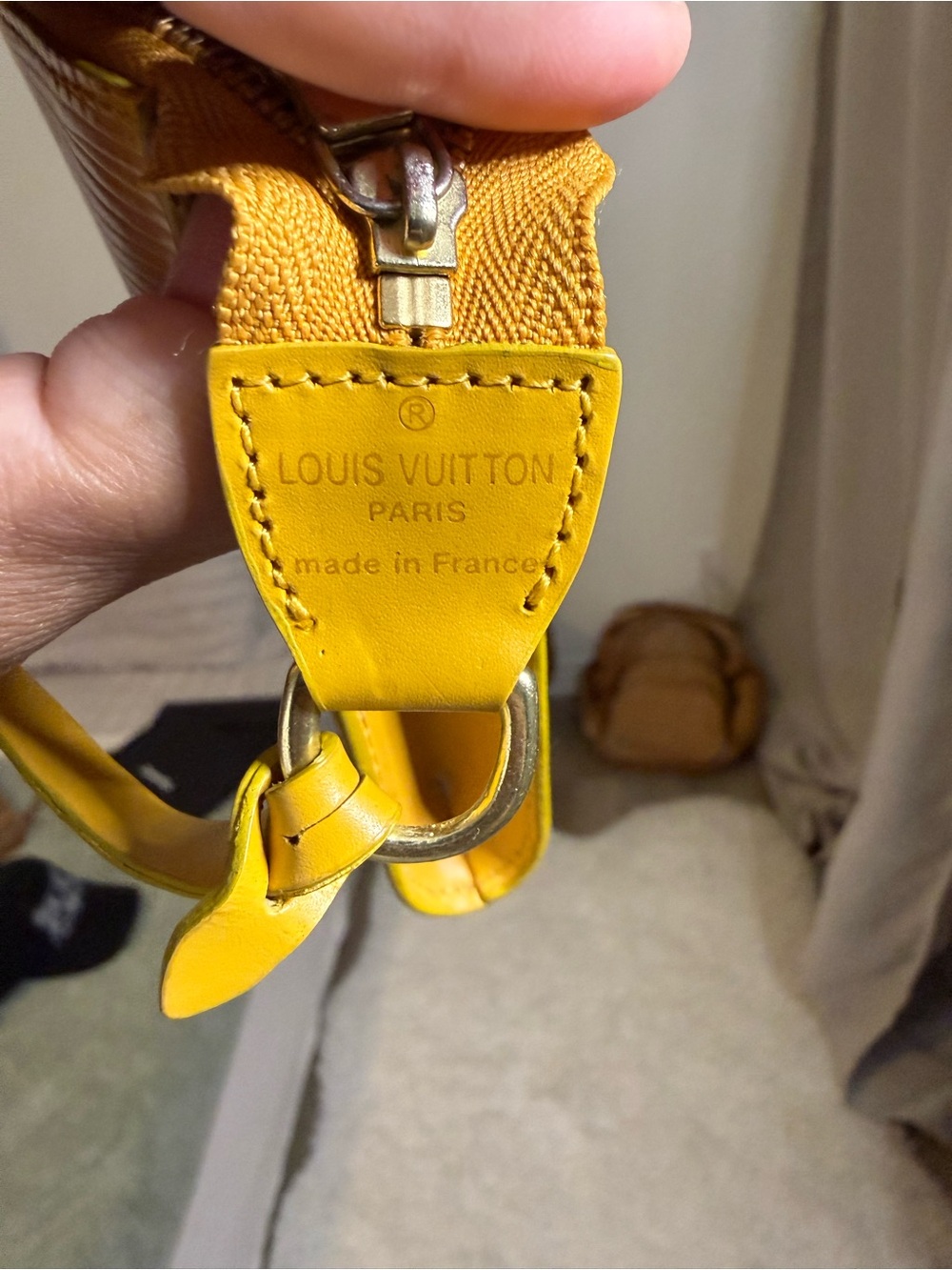 Louis Vuitton Yellow Epi Leather Shoulder Pochette - Picture 9 of 10